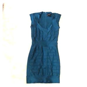 French Connection Dresses - French connection size 2 dress. Gently used French Connection Dresses - French connection size 2 dress. Gently used